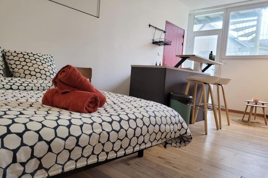 Le Zen - Appartement Avec Terrasse فيرتو المظهر الخارجي الصورة